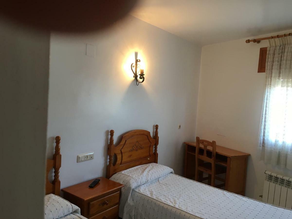 Posada Manolon Санта-Крус-де-Мойя Экстерьер фото